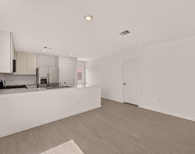 6143 Sunburst Scarlett Drive - Photo Thumbnail 10