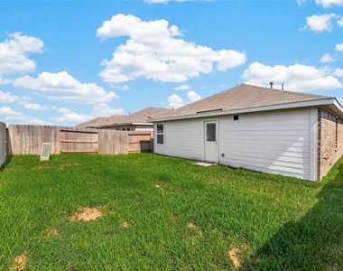 6143 Sunburst Scarlett Drive - Photo Thumbnail 35