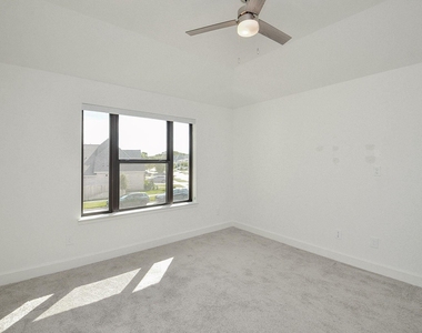 30206 Crossfield Court - Photo Thumbnail 30