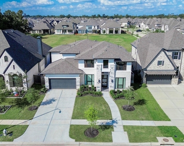 30206 Crossfield Court - Photo Thumbnail 40