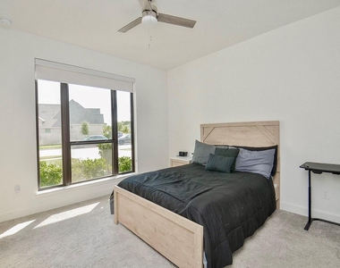 30206 Crossfield Court - Photo Thumbnail 25