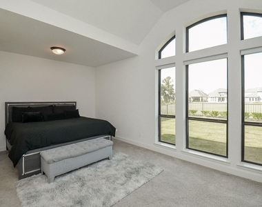 30206 Crossfield Court - Photo Thumbnail 19