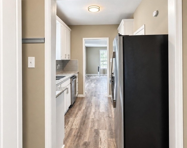 4611 Avenue Q 1/2 - Photo Thumbnail 7