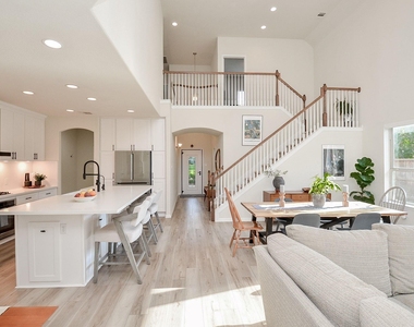 28503 Pleasant Forest Drive - Photo Thumbnail 16