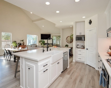 28503 Pleasant Forest Drive - Photo Thumbnail 20