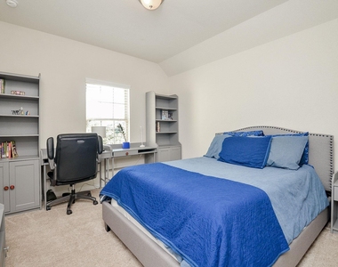 28503 Pleasant Forest Drive - Photo Thumbnail 31