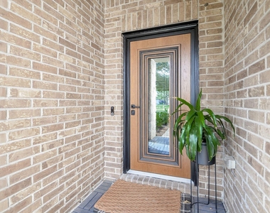 28503 Pleasant Forest Drive - Photo Thumbnail 5