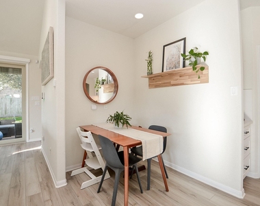 28503 Pleasant Forest Drive - Photo Thumbnail 17