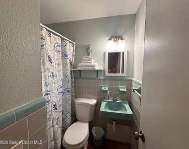 231 Woodland Avenue - Photo Thumbnail 6