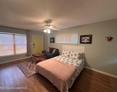 231 Woodland Avenue - Photo Thumbnail 2