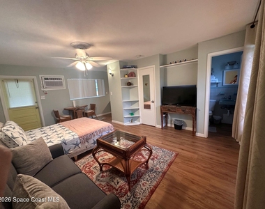 231 Woodland Avenue - Photo Thumbnail 4