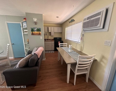 231 Woodland Avenue - Photo Thumbnail 7