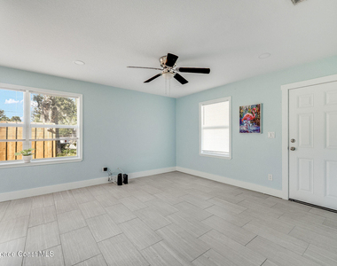 1212 W Azalea Court - Photo Thumbnail 21