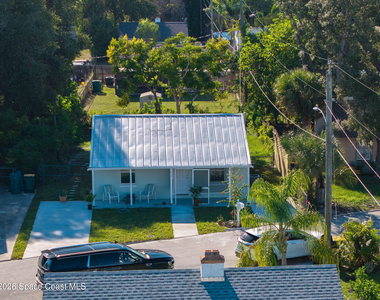 1212 W Azalea Court - Photo Thumbnail 8