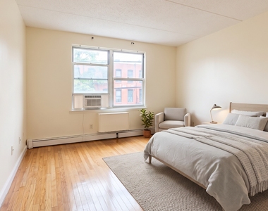 240 East 112th Street - Photo Thumbnail 2