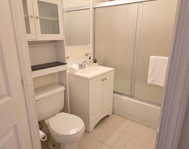 240 East 112th Street - Photo Thumbnail 4