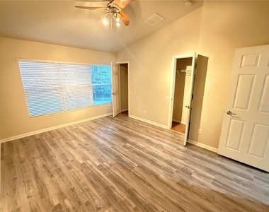 10406 Westpark Preserve Boulevard - Photo Thumbnail 13