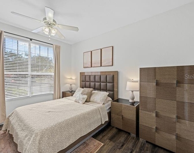 9578 Lake Chase Island Way - Photo Thumbnail 12
