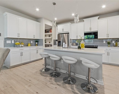 4062 Cloud Hopper Way - Photo Thumbnail 6