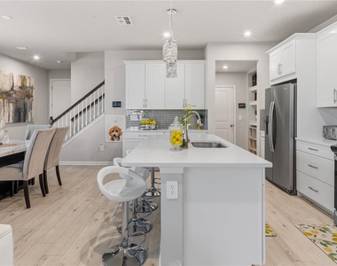 4062 Cloud Hopper Way - Photo Thumbnail 11