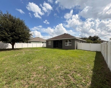 633 Highland Meadows Avenue - Photo Thumbnail 14
