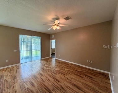 633 Highland Meadows Avenue - Photo Thumbnail 2