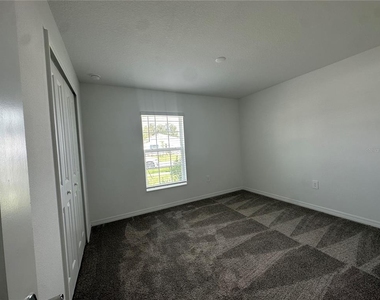 723 Grove St - Photo Thumbnail 19