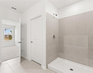 4658 Golden Knight Boulevard - Photo Thumbnail 15