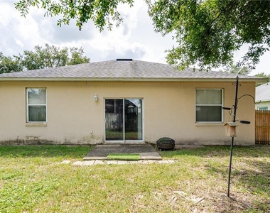 3742 Andover Cay Boulevard - Photo Thumbnail 29