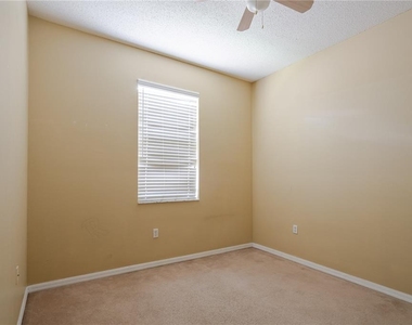 3742 Andover Cay Boulevard - Photo Thumbnail 18