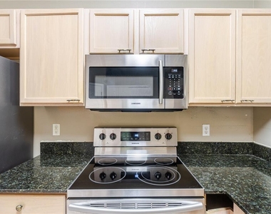 3742 Andover Cay Boulevard - Photo Thumbnail 22