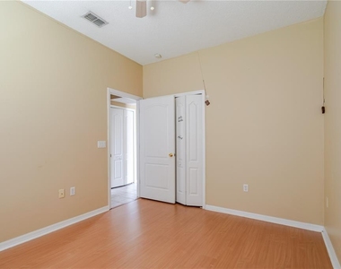 3742 Andover Cay Boulevard - Photo Thumbnail 16