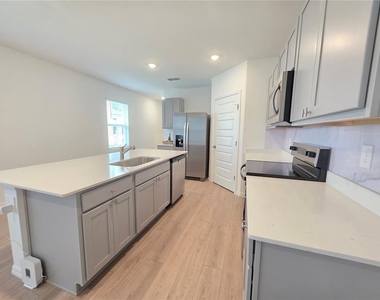 8560 Madrid Street - Photo Thumbnail 5