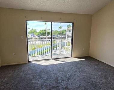 4001 Gulf Drive - Photo Thumbnail 7
