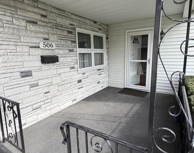 506 Hallstead Street - Photo Thumbnail 3