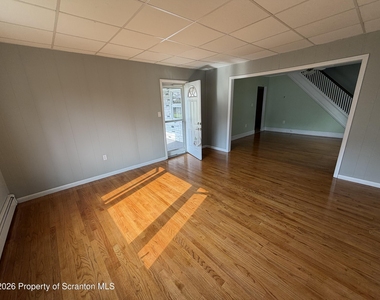506 Hallstead Street - Photo Thumbnail 6