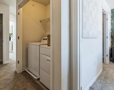 3079 Martha Way - Photo Thumbnail 21