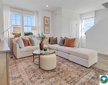 3079 Martha Way - Photo Thumbnail 14