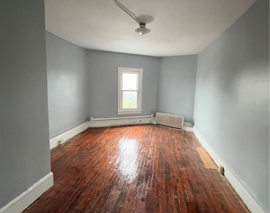 223 S 1st Street - Photo Thumbnail 2