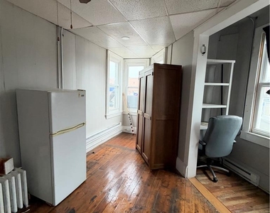 223 S 1st Street - Photo Thumbnail 2