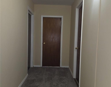 202 S Northampton Street - Photo Thumbnail 10