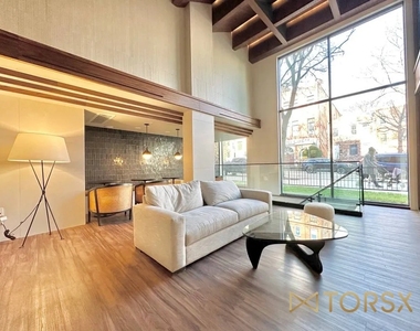654 Madison Street - Photo Thumbnail 4