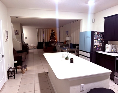 6946 Reverie Park Avenue - Photo Thumbnail 3