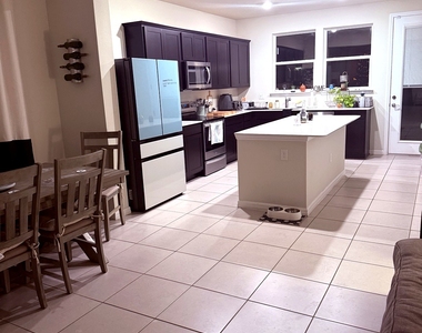 6946 Reverie Park Avenue - Photo Thumbnail 5