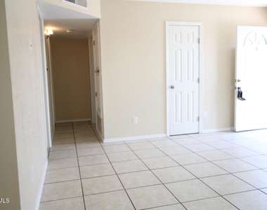 9145 Begonia Place Place - Photo Thumbnail 18