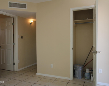 9145 Begonia Place Place - Photo Thumbnail 8