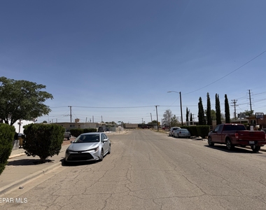9425 Gschwind Street - Photo Thumbnail 58