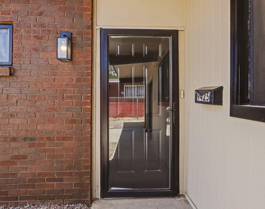 9425 Gschwind Street - Photo Thumbnail 4