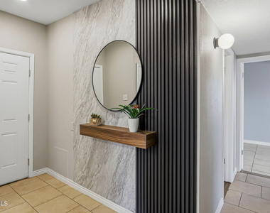 9425 Gschwind Street - Photo Thumbnail 6