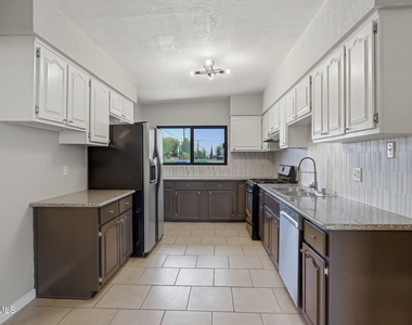 9425 Gschwind Street - Photo Thumbnail 19
